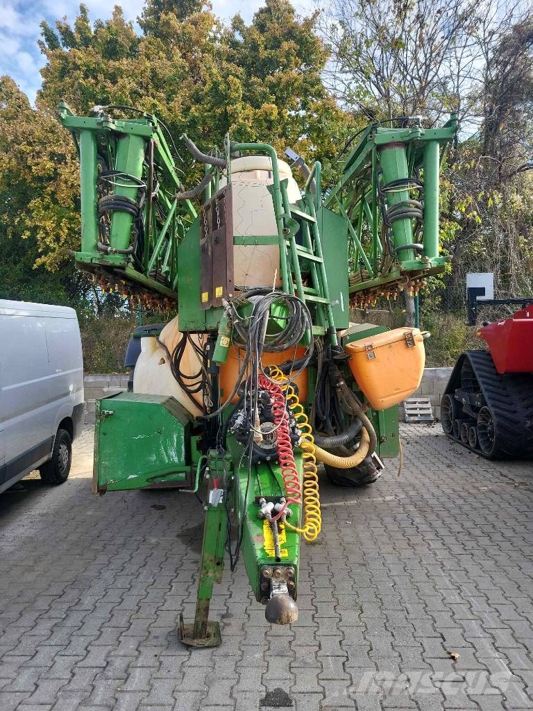 Amazone UX 5200 Irroratrici trainate