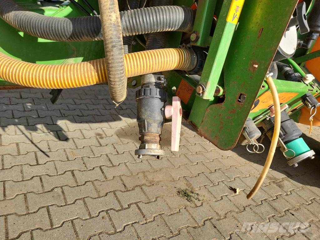 Amazone UX 5200 Irroratrici trainate