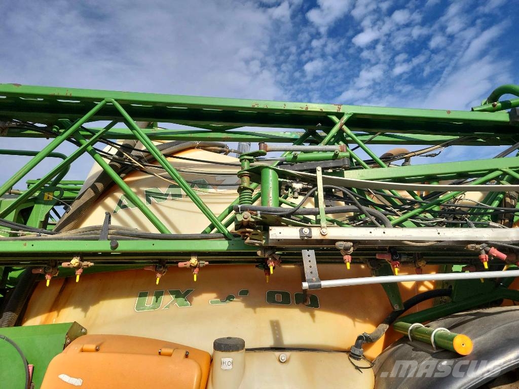 Amazone UX 5200 Irroratrici trainate