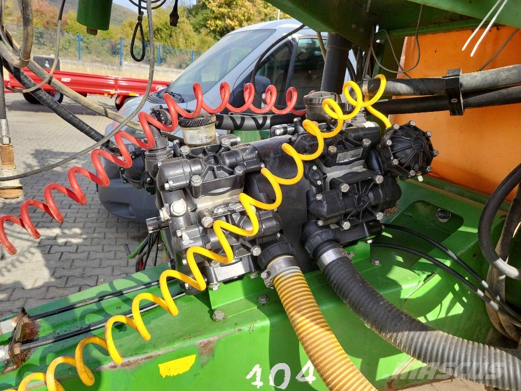 Amazone UX 5200 Irroratrici trainate