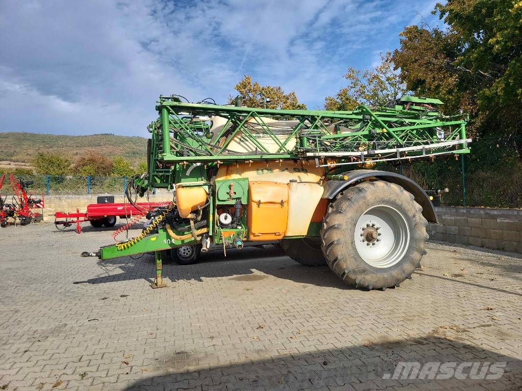 Amazone UX 5200 Irroratrici trainate