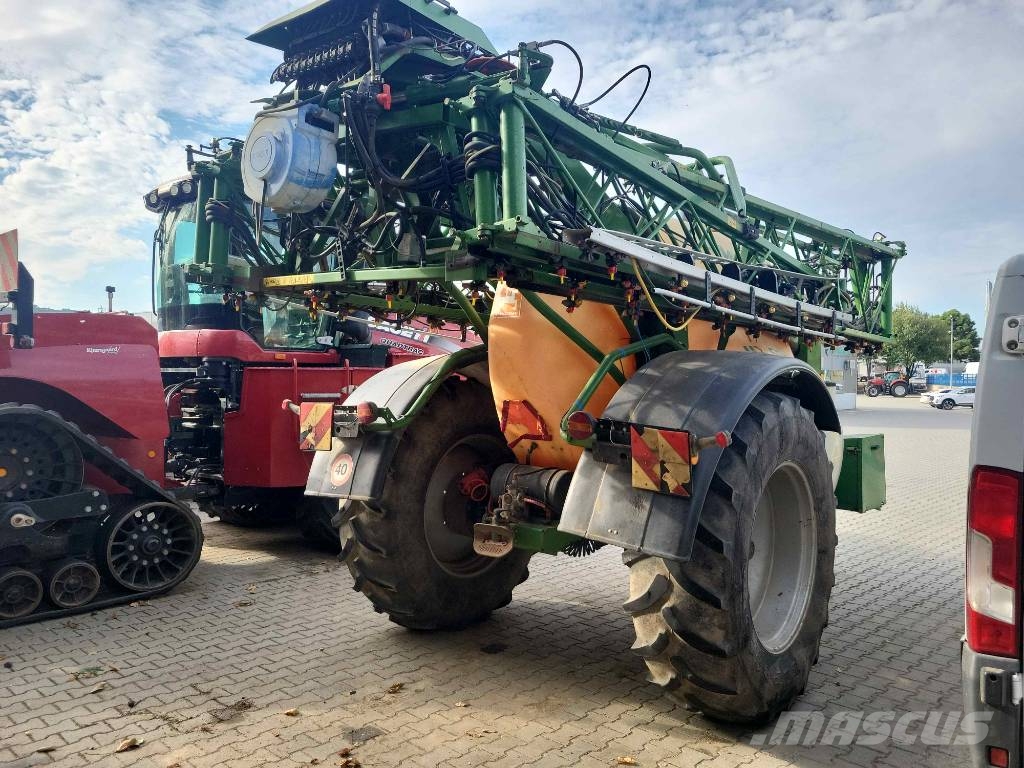 Amazone UX 5200 Irroratrici trainate