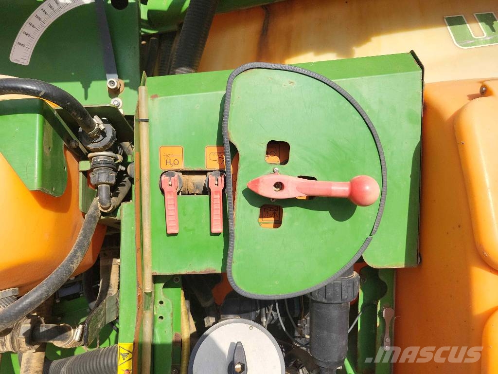 Amazone UX 5200 Irroratrici trainate