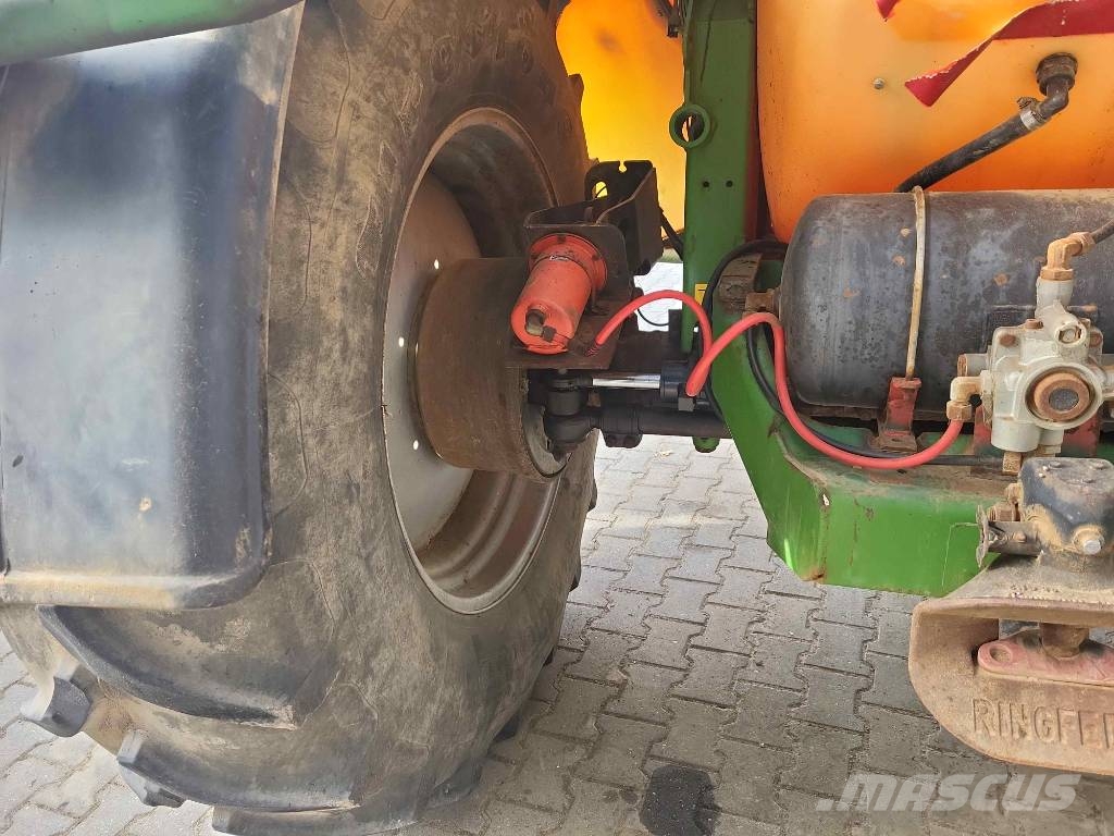 Amazone UX 5200 Irroratrici trainate