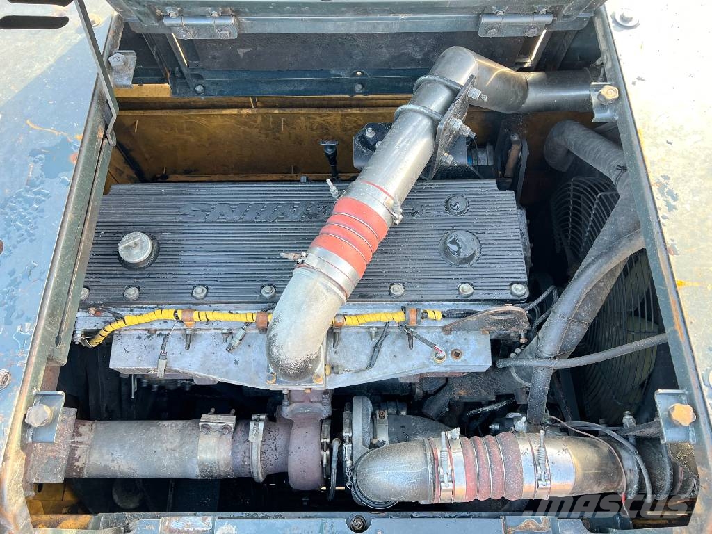 Hyundai R520LC-9 - Good Working Condition / CE Escavadeiras de esteiras