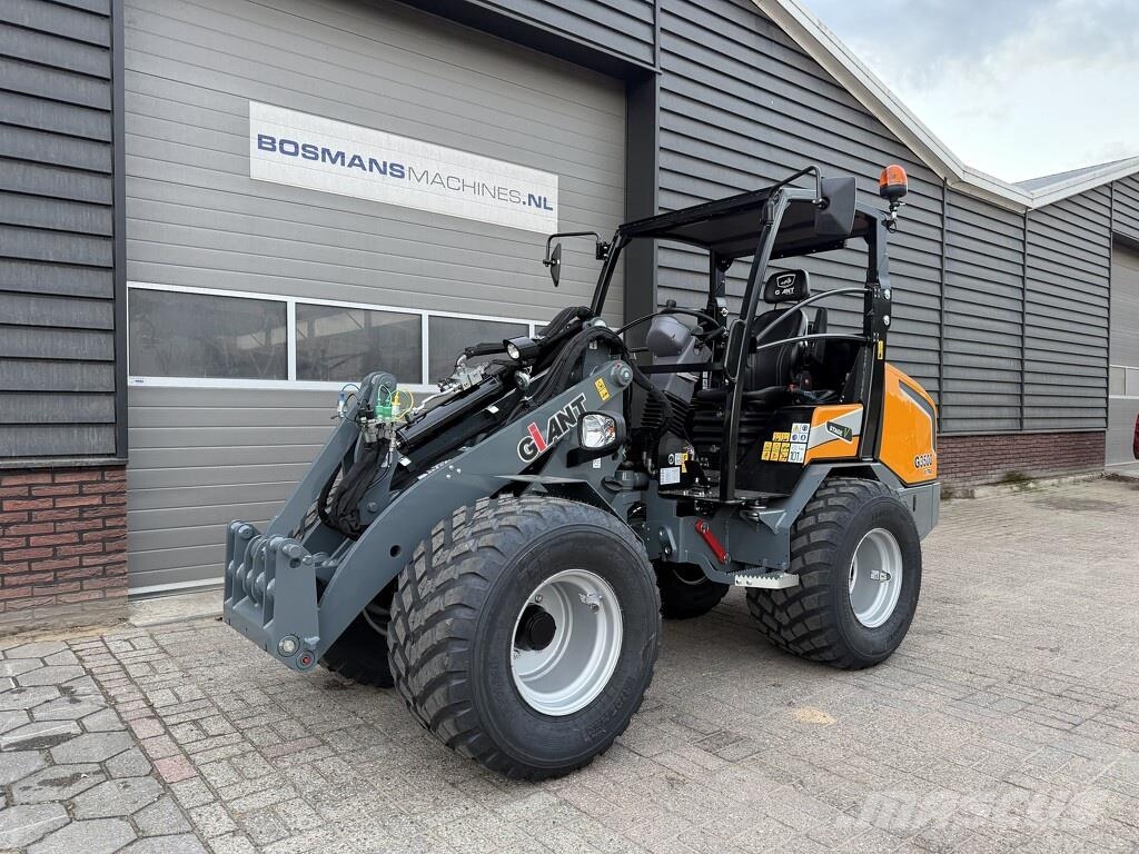 GiANT G3500 X-TRA shovel NIEUW Kolesni nakladalci