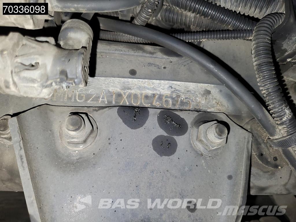 Iveco S-Way 460 S-Way 4X2 LNG! Retarder 2x Tanks Full-Ai Tracteur routier