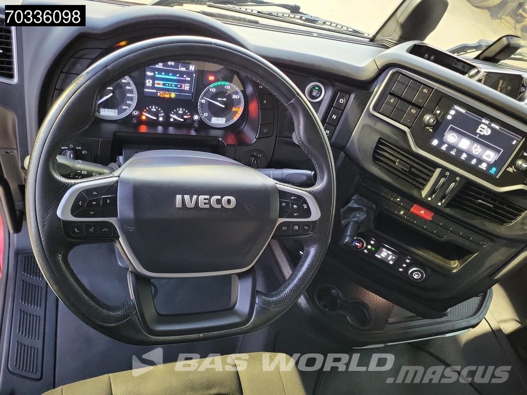Iveco S-Way 460 S-Way 4X2 LNG! Retarder 2x Tanks Full-Ai Tractores (camiões)