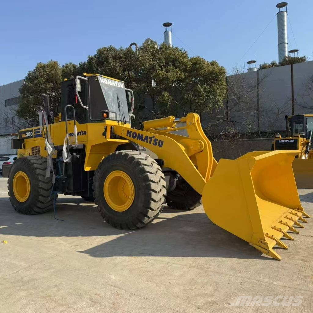 Komatsu WA380 Wheel loaders