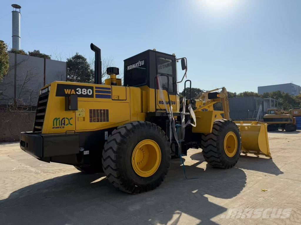 Komatsu WA380 Wheel loaders