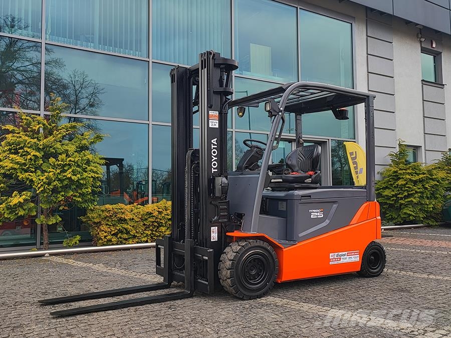 Toyota 8FBMT25 Electric forklifts