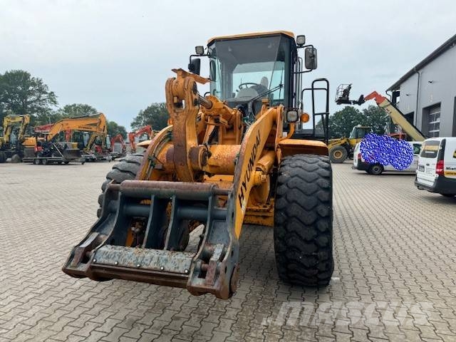 Hyundai HL 760-7 A لوادر بعجل