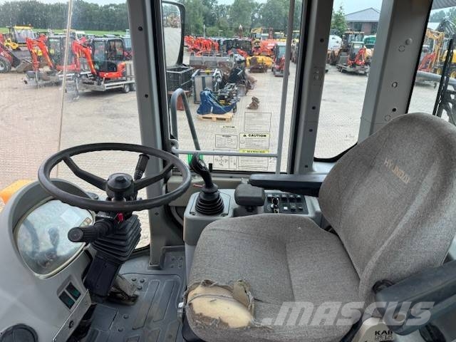 Hyundai HL 760-7 A لوادر بعجل
