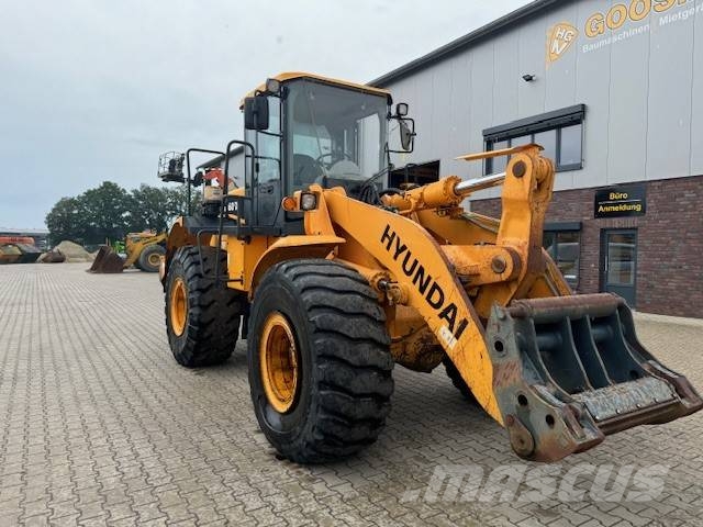 Hyundai HL 760-7 A لوادر بعجل