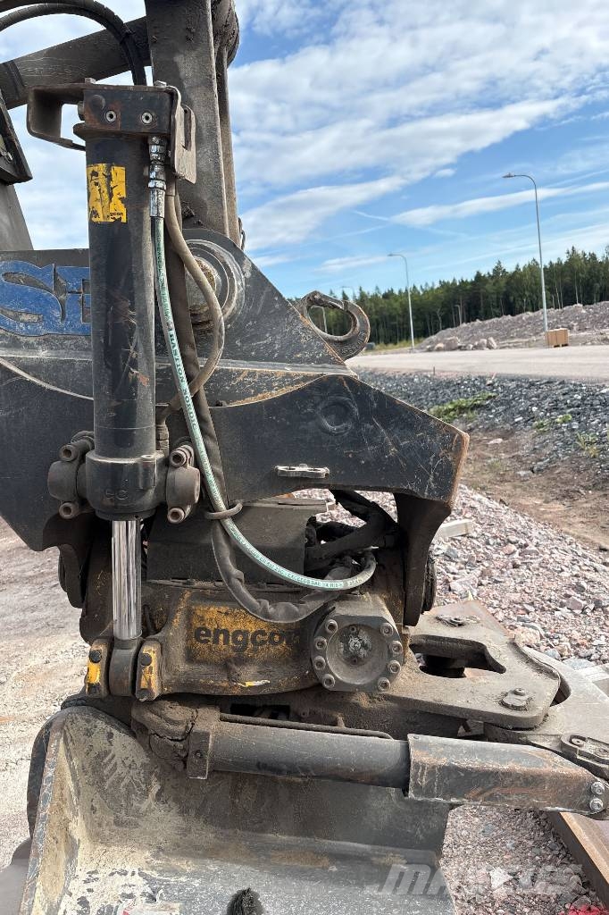Volvo EC 220 EL inkl 3 Skopor, Tillgänglig from November Bandgrävare