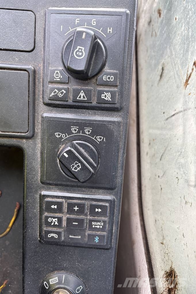 Volvo EC 220 EL inkl 3 Skopor, Tillgänglig from November Bandgrävare