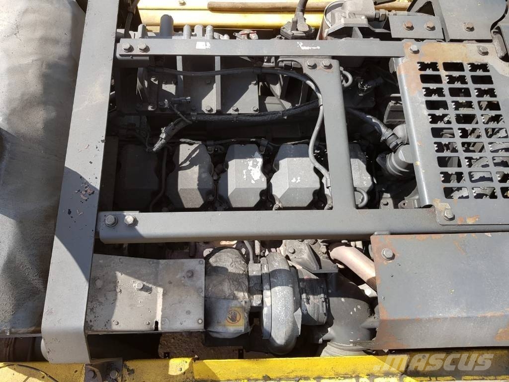 Komatsu PC 600 LC-8K Εκσκαφείς με ερπύστριες