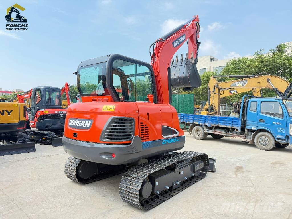 Doosan 60 Minikoparki