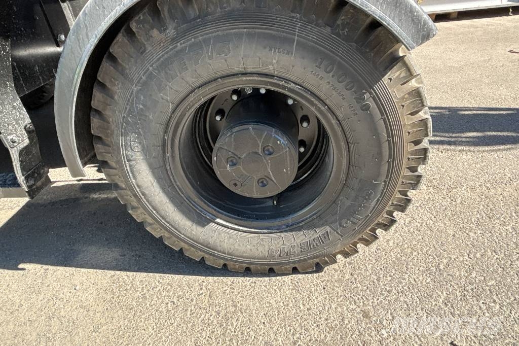 CAT M 317 Hjulgrävare