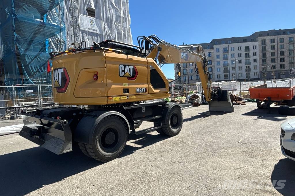 CAT M 317 Hjulgrävare