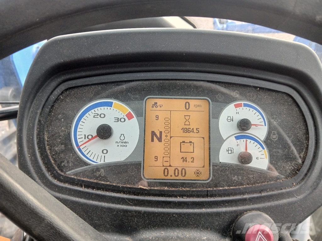 New Holland T 5.115 EC トラクター