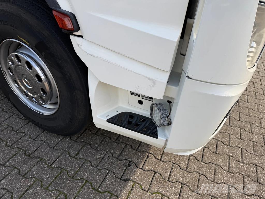 Mercedes-Benz Actros 1942 Full Spoiler 2 Tank *NL-Truck* Vlačilci