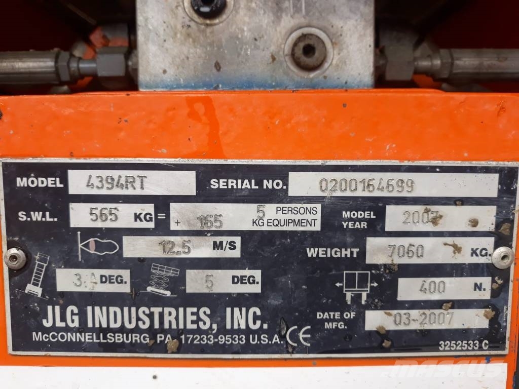 JLG 4394 RT 剪叉式升降机