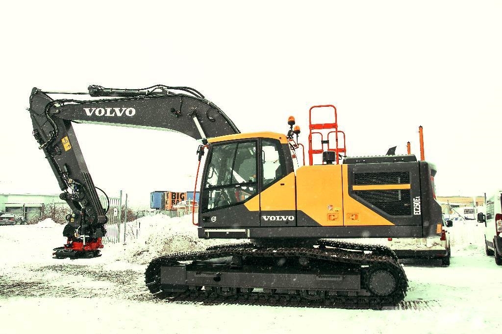 Volvo EC 250 E , Uthyres 履带挖掘机