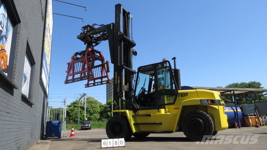Hyster H10.00XM-6 heftruck met stenenklem Pyöräkaivukoneet