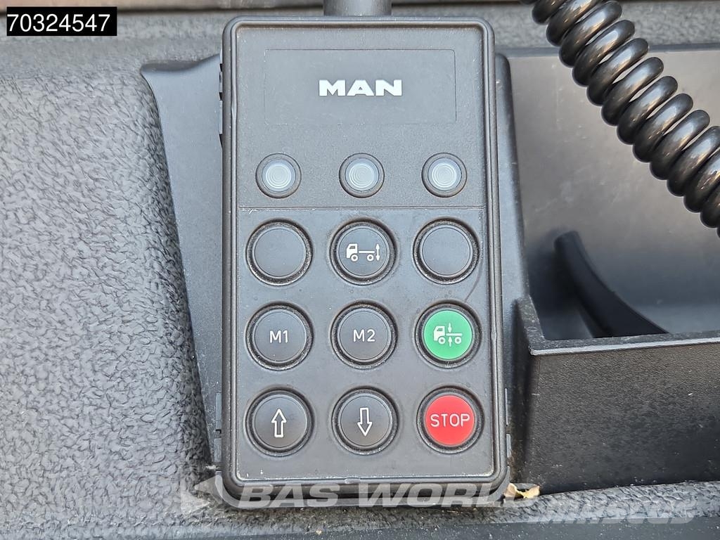 MAN TGX 18.460 4X2 XXL Retarder 2xTanks ACC 70% tyres وحدات الجر