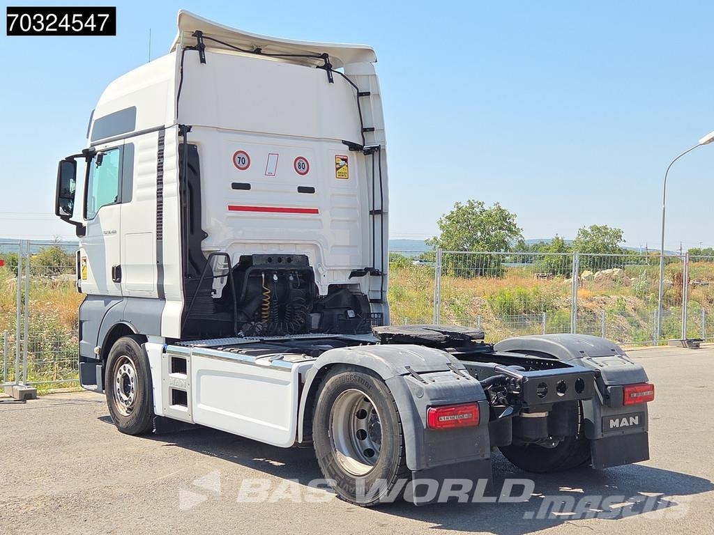 MAN TGX 18.460 4X2 XXL Retarder 2xTanks ACC 70% tyres وحدات الجر
