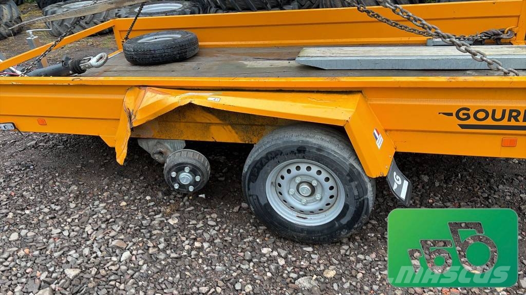 Gourdon VPR 350 Trailer for transporting construction equi Autotransportauflieger