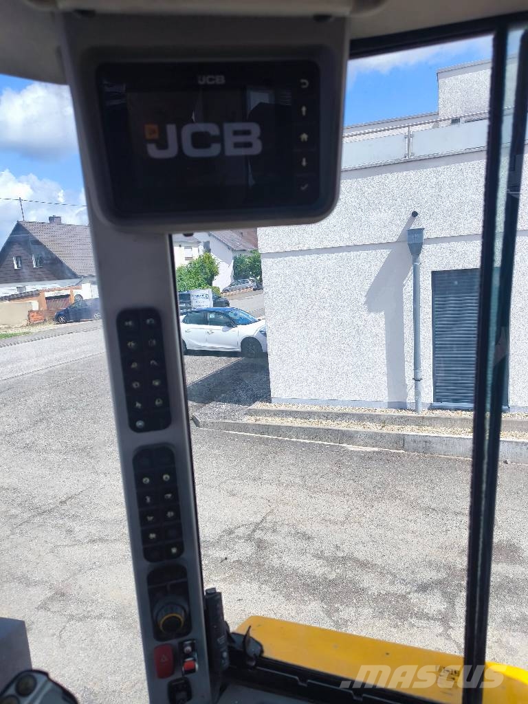 JCB 427 ZX T4F *Klima* Waage* Cargadoras sobre ruedas