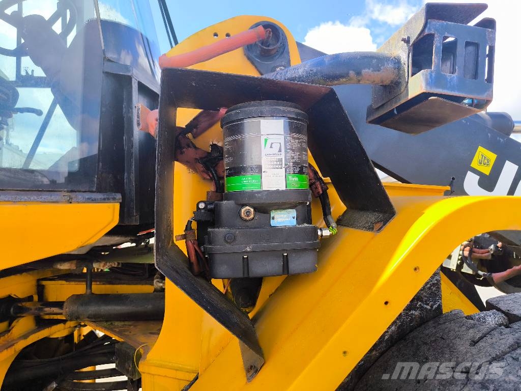 JCB 427 ZX T4F *Klima* Waage* Cargadoras sobre ruedas