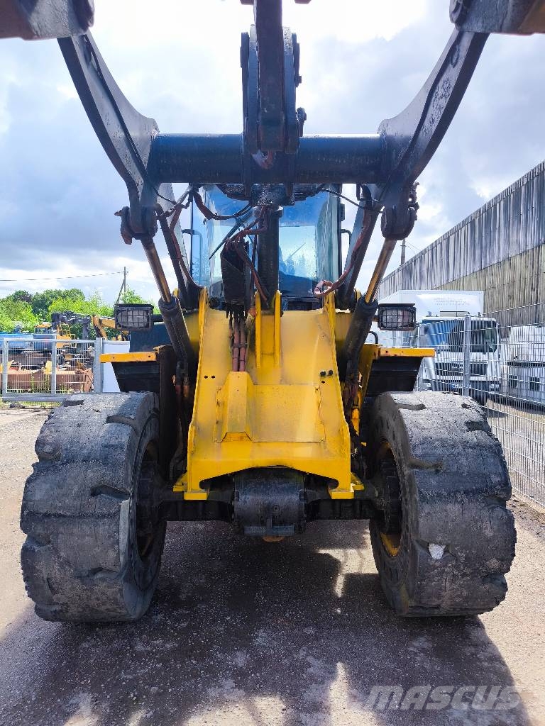 JCB 427 ZX T4F *Klima* Waage* Cargadoras sobre ruedas