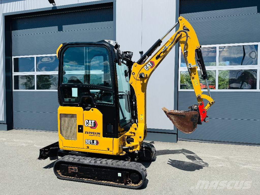 CAT 301.8 Miniescavatori