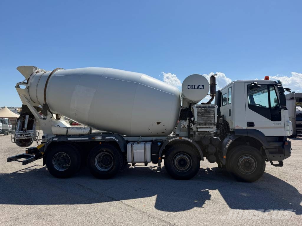 Iveco Trakker 450 Kamioni mešalice za beton