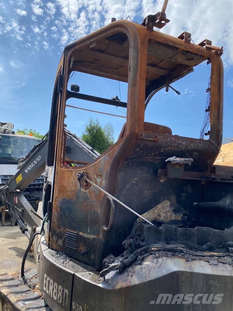 Volvo ECR88D / 1er Main Certificat CE endommagée Crawler excavators