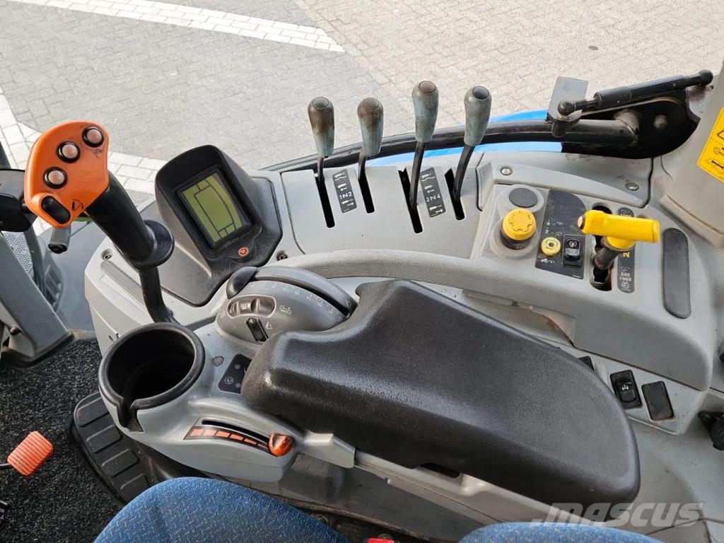 New Holland T7.170 Range Command Trattori