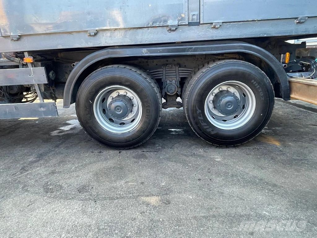 Mercedes-Benz Actros 3343 6x4 Truck + Crane / Grue Palfinger PK5 Kranen voor alle terreinen