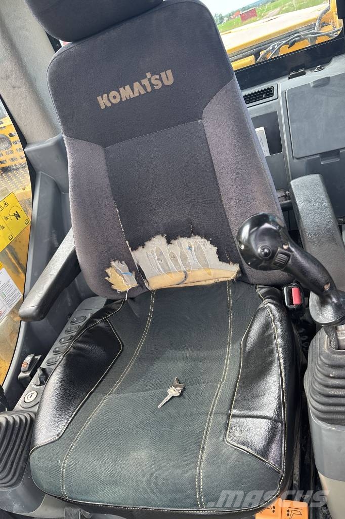 Komatsu PC 138 US-11 Bandgrävare