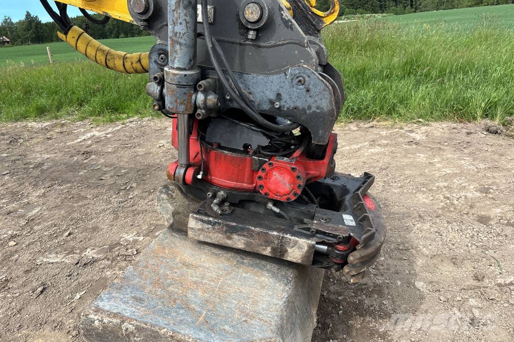 Komatsu PC 138 US-11 Bandgrävare