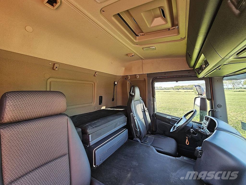Scania P450 8X4*6 HIAB 188-E3 Koukkulava kuorma-autot