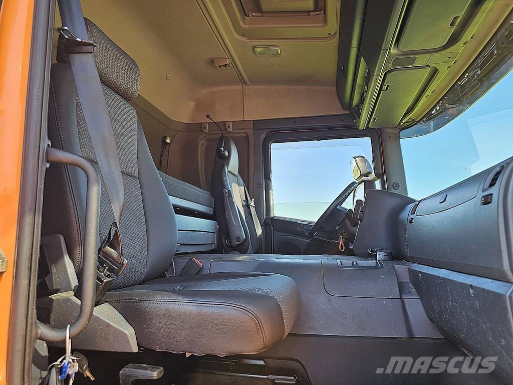 Scania P450 8X4*6 HIAB 188-E3 شاحنات الرافعات الخطافية