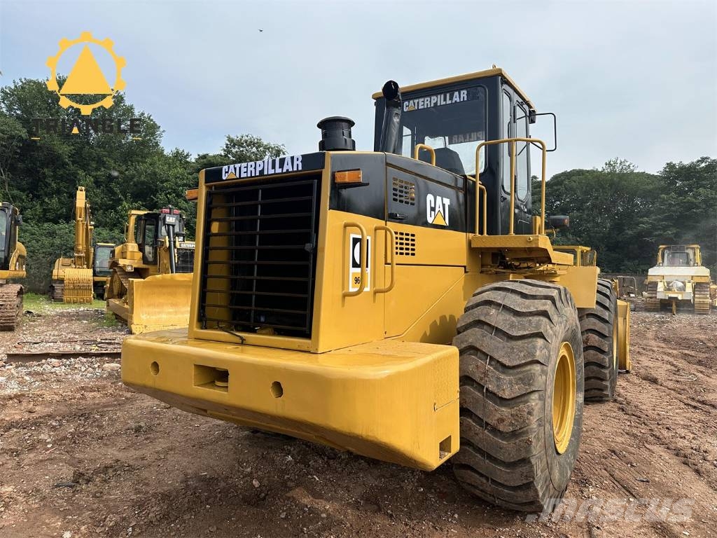 CAT 966 F Iekrāvēji uz riteņiem