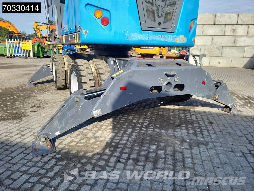 Fuchs MHL310 S5 Waste / industry handlers