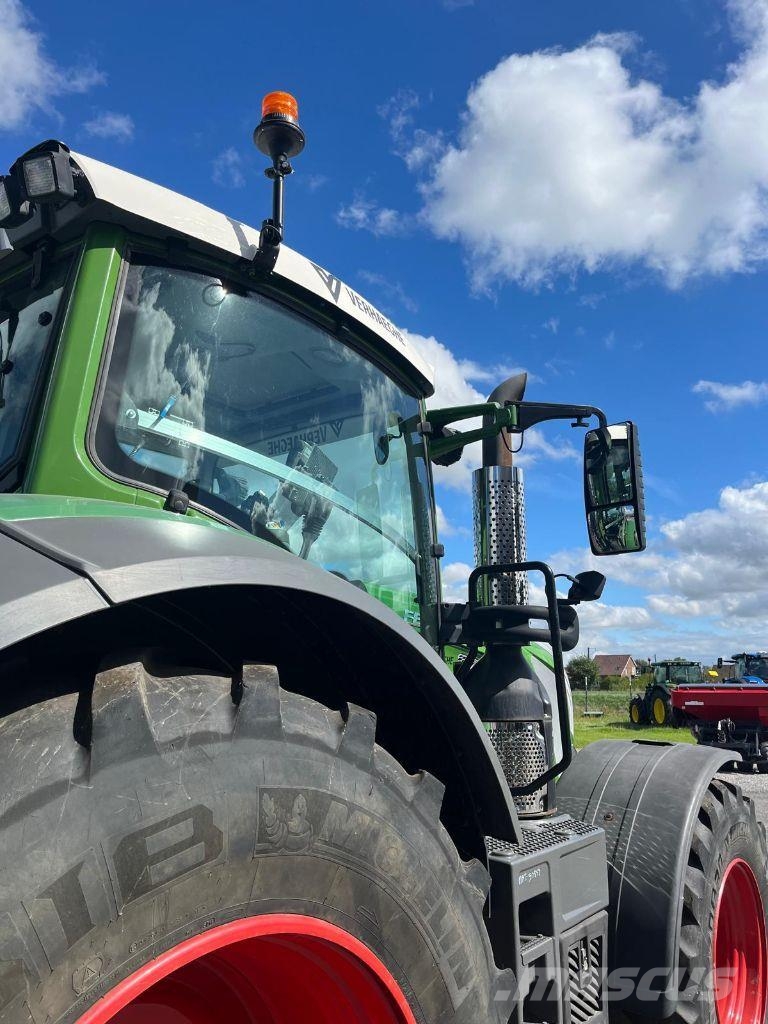 Fendt 824 VARIO PROFI + Трактори