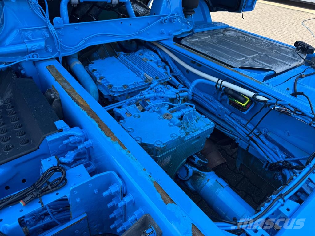 Volvo FH 540 6x2 Chassis Retarder WB 4.80 Full Air Euro Camiones con chasís y cabina