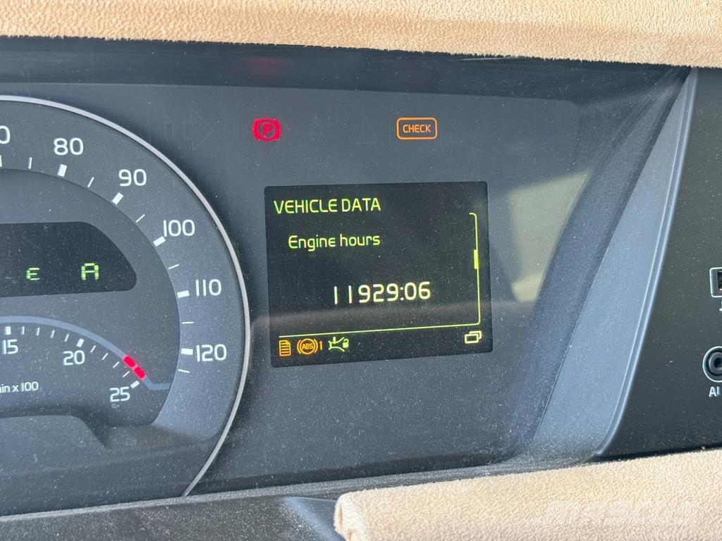 Volvo FH 540 6x2 Chassis Retarder WB 4.80 Full Air Euro Camiones con chasís y cabina