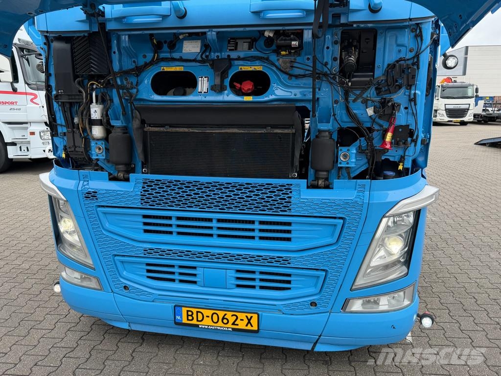 Volvo FH 540 6x2 Chassis Retarder WB 4.80 Full Air Euro شاحنات بمقصورة وهيكل